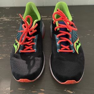 Saucony Guide 14 mens running shoes